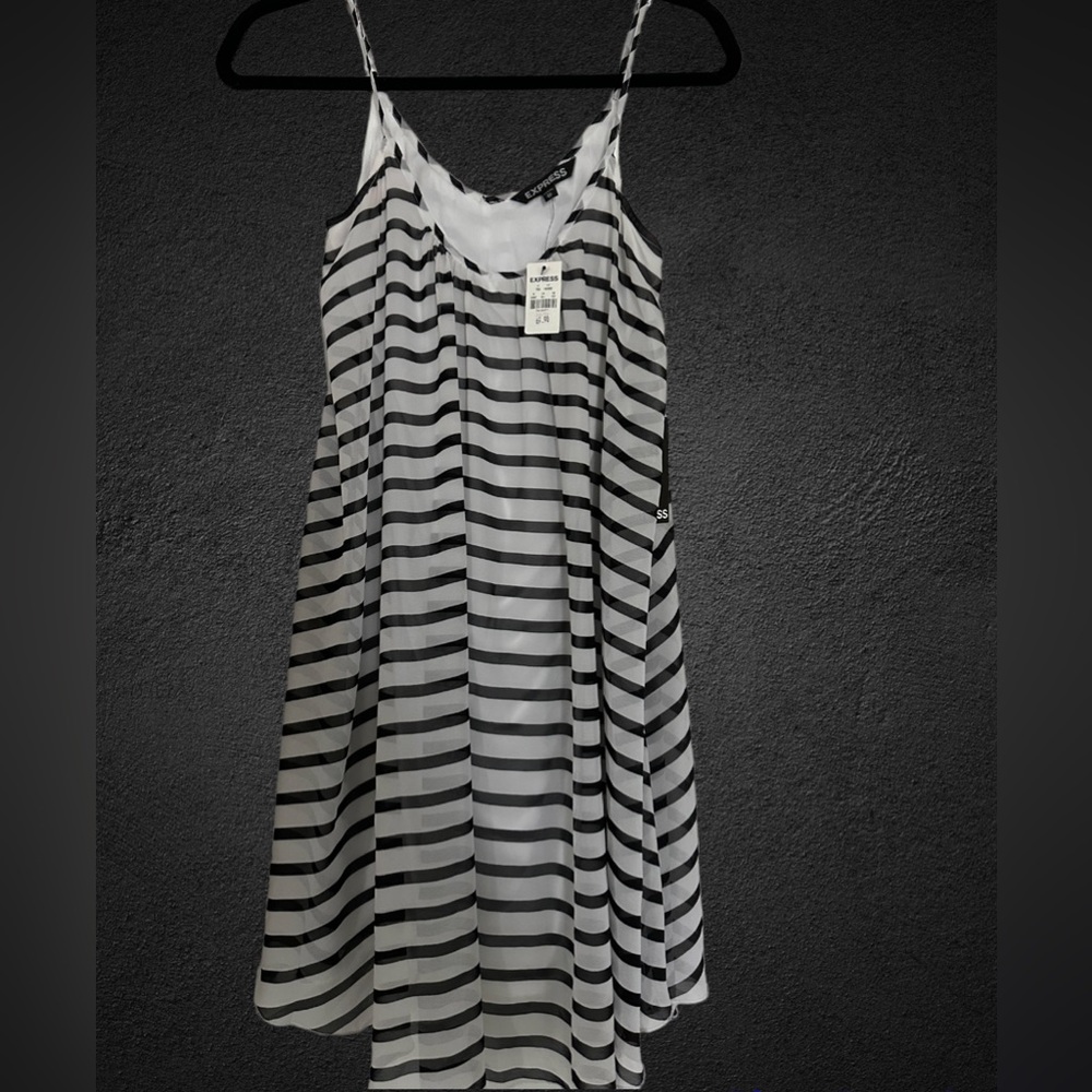 Never worn Express Dress size XS